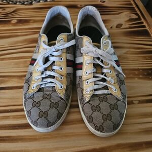 GUCCI tennis shoes